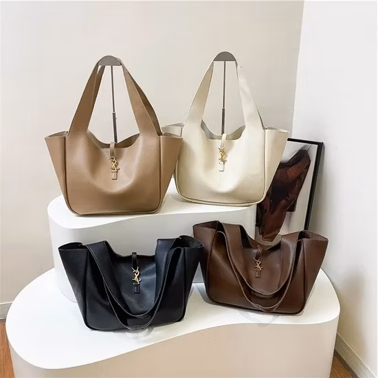 Nova bolsa de compras Bea da primavera Hobo Bag com fivela inserida grande